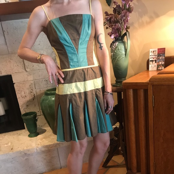 BCBG GENERATION FABULOUS COTTON DRESS - Picture 15 of 15